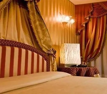 Ca' Bragadin E Carabba Hotel Venice 3*,